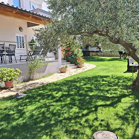 Apartamento Nevija Peroj Exterior foto