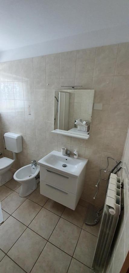 Apartamento Nevija Peroj Exterior foto